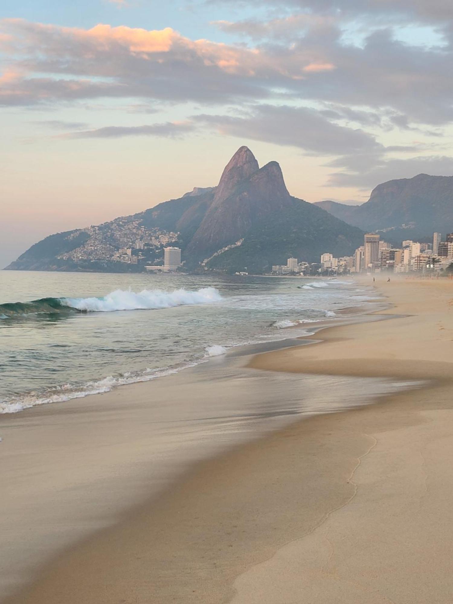 Charmosa Cobertura Em Ipanema Na Quadra Da Praia De Quarto, Sala, Terraco E Sauna Rio de Janeiro Exterior foto